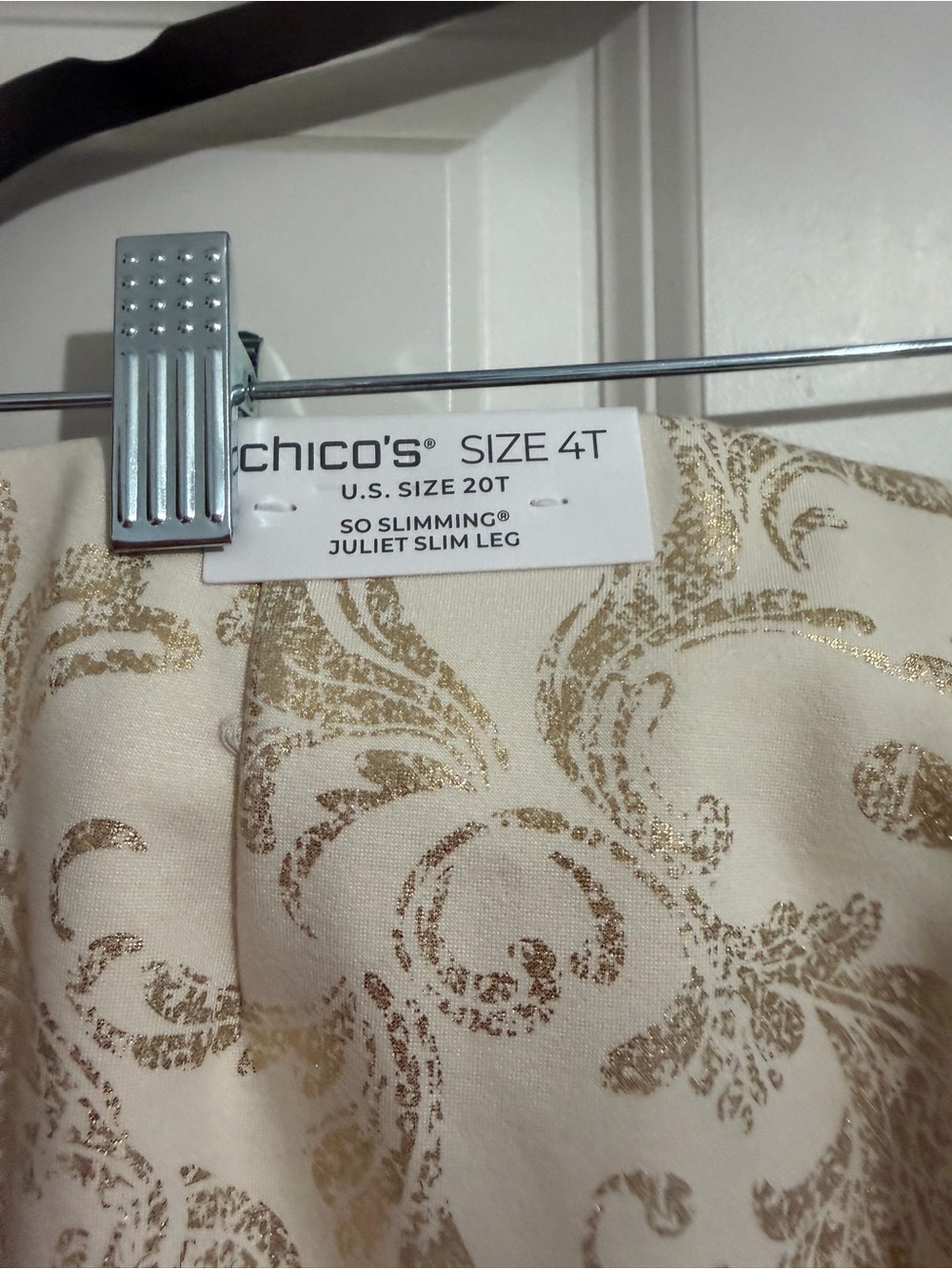 Chico's Slimming Pants Creamwith Gold Brocade Paisley 4T(20W) -NWT - Picture 2 of 5
